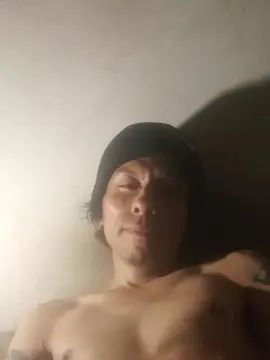 Gay sex chat with Pochoclete25 - camgaychat.com - Britain