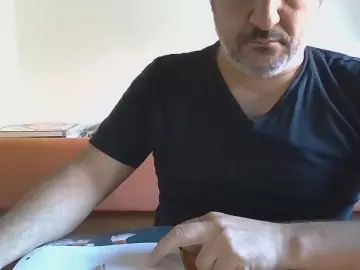 Gay sex chat with Sonni21 - camgaychat.com - Italy