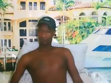 Gay sex chat with kinkyebonyguy - camgaychat.com - Britain
