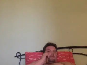 Gay sex chat with Leccatore85 - camgaychat.com - Italy