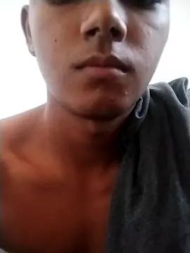 Gay sex chat with Morenogiga - camgaychat.com - Portugal