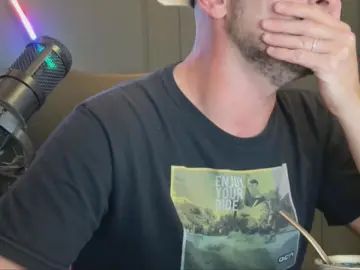 Gay sex chat with Cym2023 - camgaychat.com - Spain