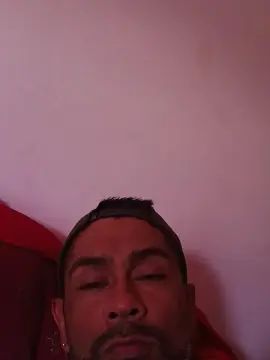 Gay sex chat with Guarobarbero - camgaychat.com - Spain