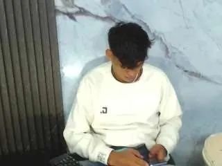 Gay sex chat with sexystrongerhott - camgaychat.com