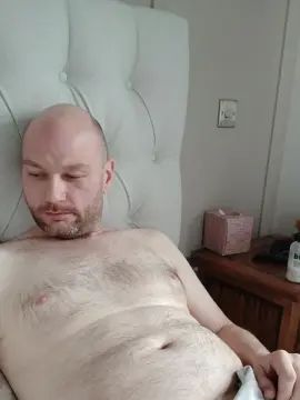 Gay sex chat with pitch22 - camgaychat.com - Britain