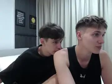 Gay sex chat with mark_only - camgaychat.com - Britain