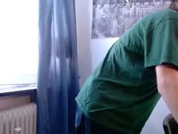 Gay sex chat with _whoisthatguy_ - camgaychat.com - Britain