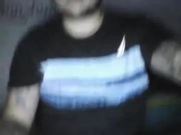 Gay sex chat with trainedtogoo - camgaychat.com - Britain