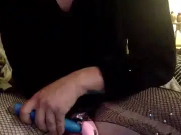 Gay sex chat with sissyboy69420xx - camgaychat.com - Britain