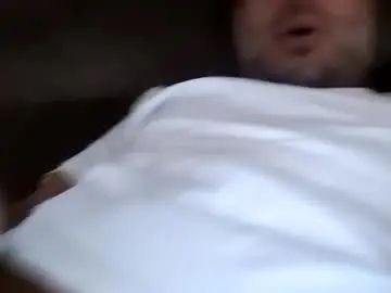 Gay sex chat with kingelizar12 - camgaychat.com - Britain