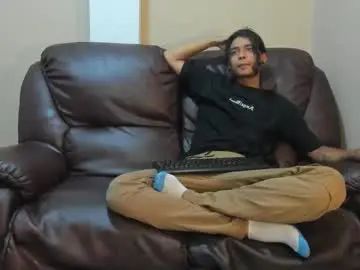 Gay sex chat with dickie_dicking - camgaychat.com - Spain