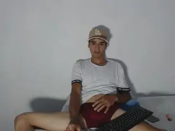 Gay sex chat with caarloss_25 - camgaychat.com - Spain