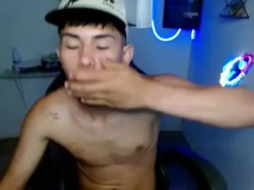 Gay sex chat with jero_streamx - camgaychat.com - Spain