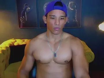 Gay sex chat with puma_fit - camgaychat.com - Britain