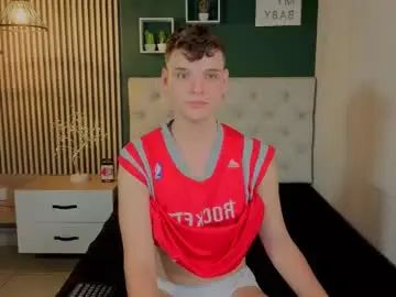 Gay sex chat with naughty_twink_ - camgaychat.com - Britain