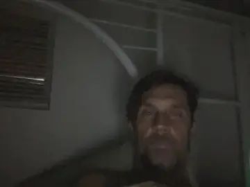 Gay sex chat with angelmadkitty - camgaychat.com - Russia