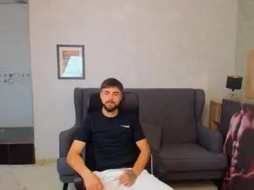 Gay sex chat with daxkent - camgaychat.com - Britain