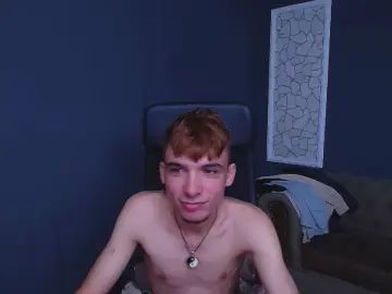 Gay sex chat with CallumHale - camgaychat.com - Britain