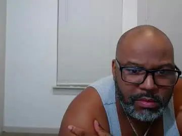 Gay sex chat with splenda_daddy_50 - camgaychat.com - Britain