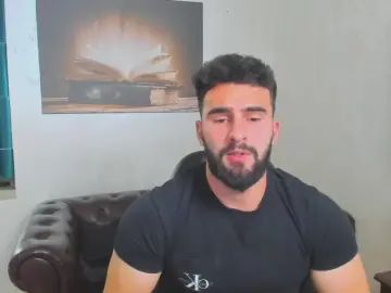 Gay sex chat with MicahLane - camgaychat.com - Britain