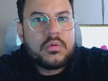 Gay sex chat with henriqueacelera - camgaychat.com - Portugal