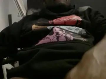 Gay sex chat with blackestraveller - camgaychat.com - Britain