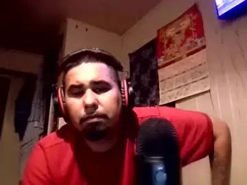 Gay sex chat with jamessalinas78416 - camgaychat.com - Britain