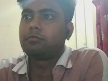 Gay sex chat with Birbikrom - camgaychat.com - Britain