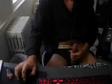 Gay sex chat with middleeastern2 - camgaychat.com - Britain