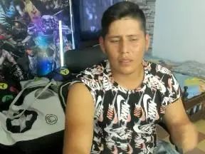 Gay sex chat with Maiker_lozano - camgaychat.com - Britain
