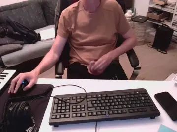 Gay sex chat with BiSauAC - camgaychat.com - Germany
