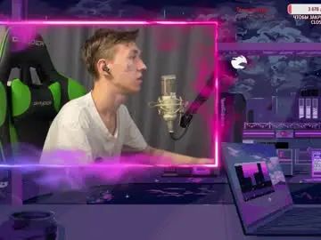 Gay sex chat with inadequate_rus18 - camgaychat.com - Britain