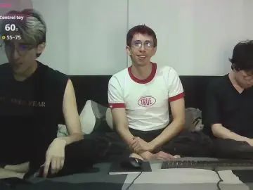 Gay sex chat with kinkyboys_ - camgaychat.com - Britain