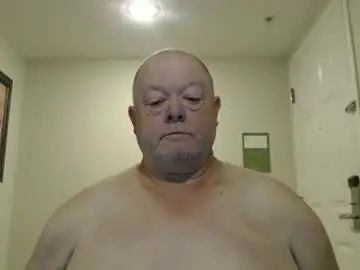 Gay sex chat with bwgrady100477357258 - camgaychat.com - Britain