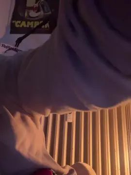 Gay sex chat with Twink_Porco - camgaychat.com - Britain