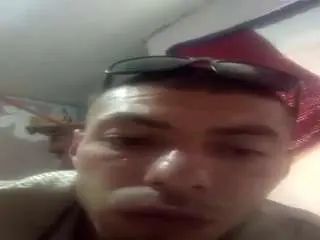 Gay sex chat with andy113g - camgaychat.com