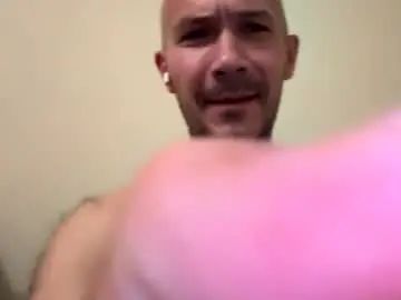 Gay sex chat with quattro0 - camgaychat.com - Britain