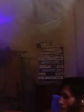 Gay sex chat with tbonetr1988 - camgaychat.com - Britain