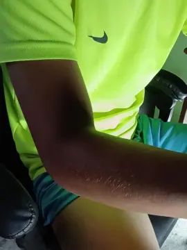 Gay sex chat with Pisspoopigpsir - camgaychat.com - Britain