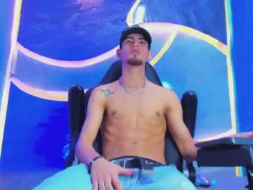 Gay sex chat with Kroddy_Sw_ - camgaychat.com - Britain