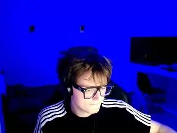 Gay sex chat with dopeboy277 - camgaychat.com - Britain