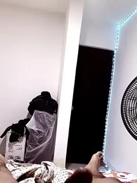 Gay sex chat with Elchicho31 - camgaychat.com - Spain