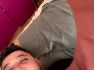 Gay sex chat with maci328722 - camgaychat.com - Britain