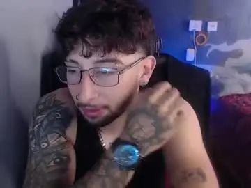 Gay sex chat with dominus_kane - camgaychat.com - Britain