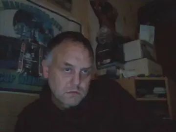 Gay sex chat with Sexystuff69 - camgaychat.com - Britain