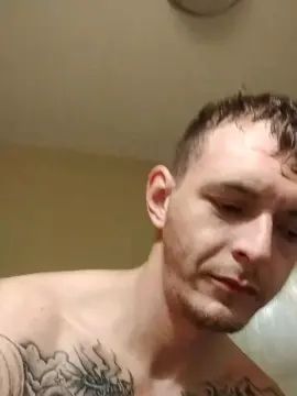 Gay sex chat with Bigdickdaddy745 - camgaychat.com - Britain