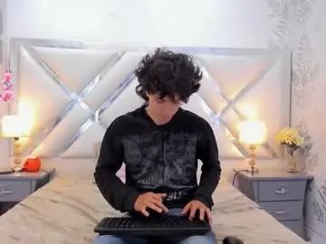 Gay sex chat with massimosaenz - camgaychat.com - Spain