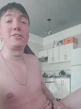 Gay sex chat with redguy7 - camgaychat.com - Spain
