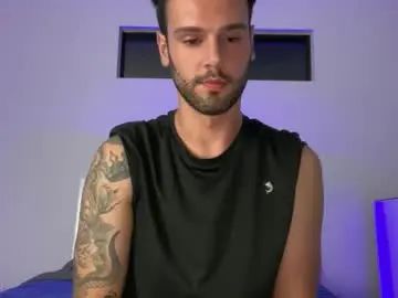 Gay sex chat with 3xxxjason - camgaychat.com - Britain