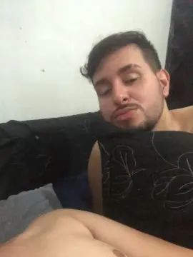 Gay sex chat with arthurgabis - camgaychat.com - Portugal
